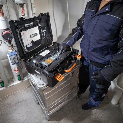 MANOMETRO PARA PRUEBAS DE HERMETICIDAD TESTO 324 SET PROFESIONAL